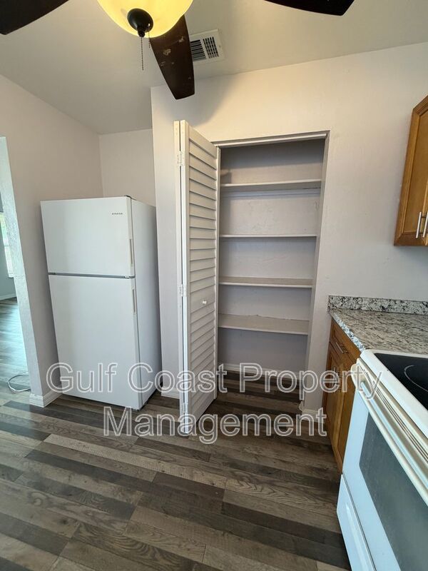 1801 S. Palmdale Ct. property image