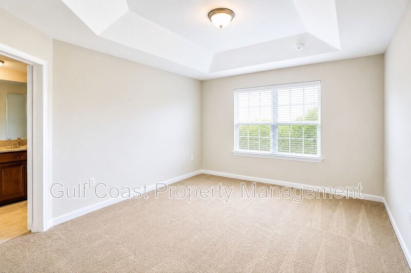 Annual Three Bedroom, Two Bath with a Two Car Garage, Town Home Located in Harmony Lakewood Ranch property image