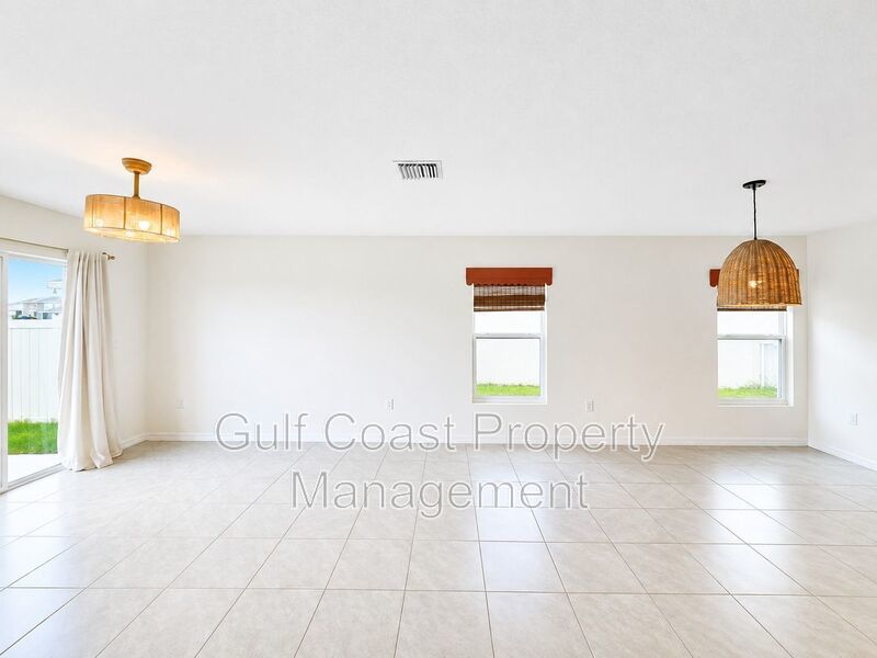Spacious 5-Bedroom Bella Lago Home with Loft, Fenced Yard & Resort-Style Amenities property image