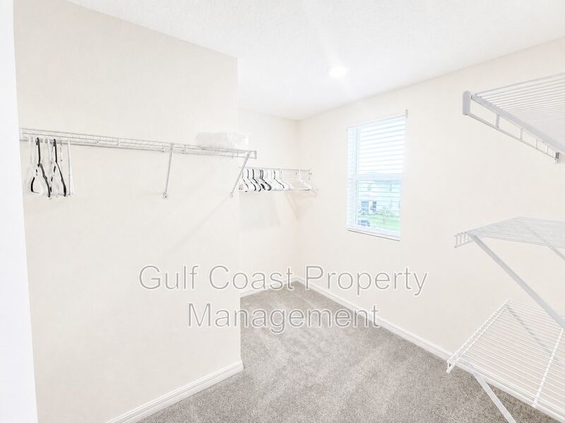 Spacious 5-Bedroom Bella Lago Home with Loft, Fenced Yard & Resort-Style Amenities property image