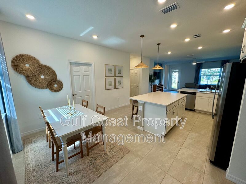Annual Rental Near UTC, Waterside Place & Gulf Coast Beaches property image