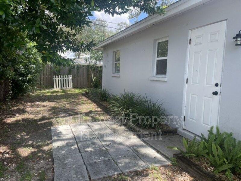 Exquisitely Furnished 3-Bedroom Duplex with Charming Outdoor Spaces property image