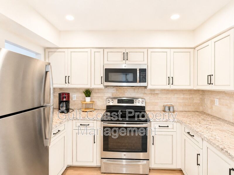 ANNUAL RENTAL – TURNKEY-FURNISHED 55+ FLORIDA RETREAT IN CASCO DORADO! property image