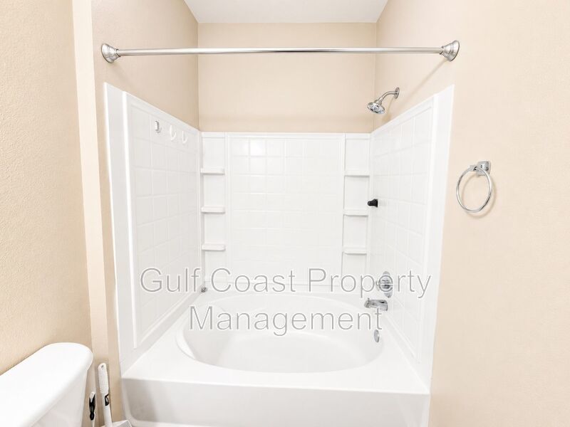 Annual Rental – 1-Bedroom Condo in the Prestigious Gated Community of The Palms of Cortez! property image
