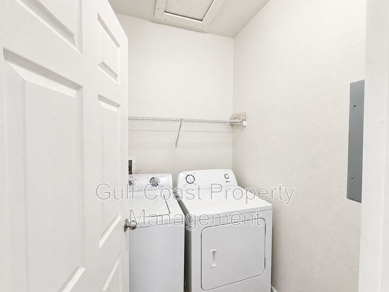 Annual Rental – 1-Bedroom Condo in the Prestigious Gated Community of The Palms of Cortez! property image