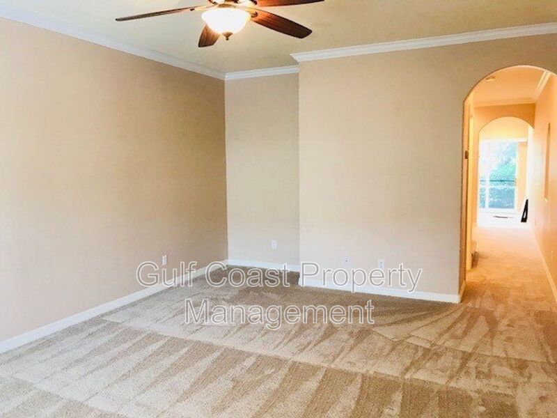 MAINTENANCE-FREE TOWNHOME LIVING IN HERITAGE HARBOUR – WATER INCLUDED property image