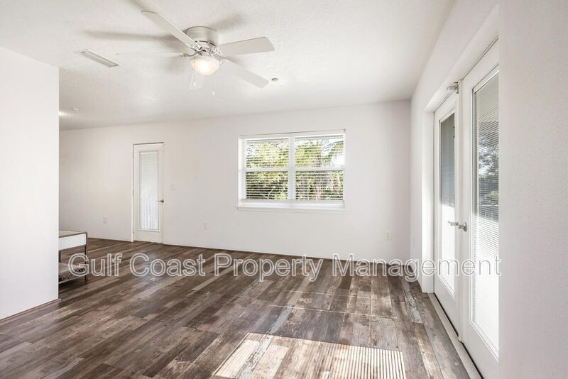 Exceptional Key West-Style Waterfront Estate | Annual Lease on Siesta Key property image