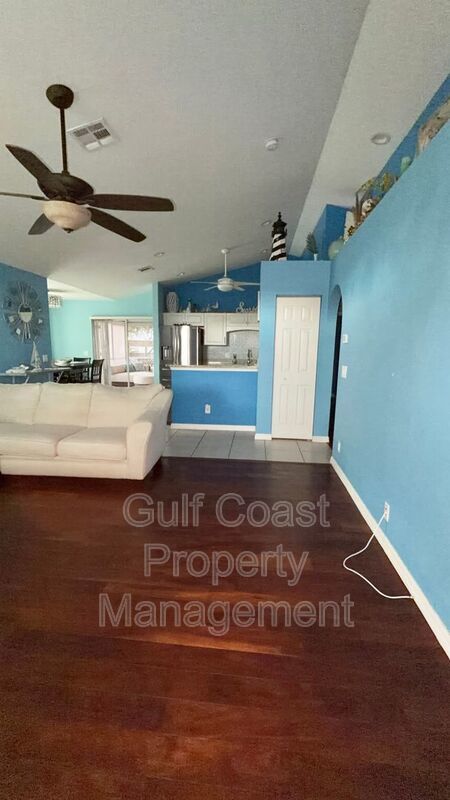 11652 PAWLEY AVE property image
