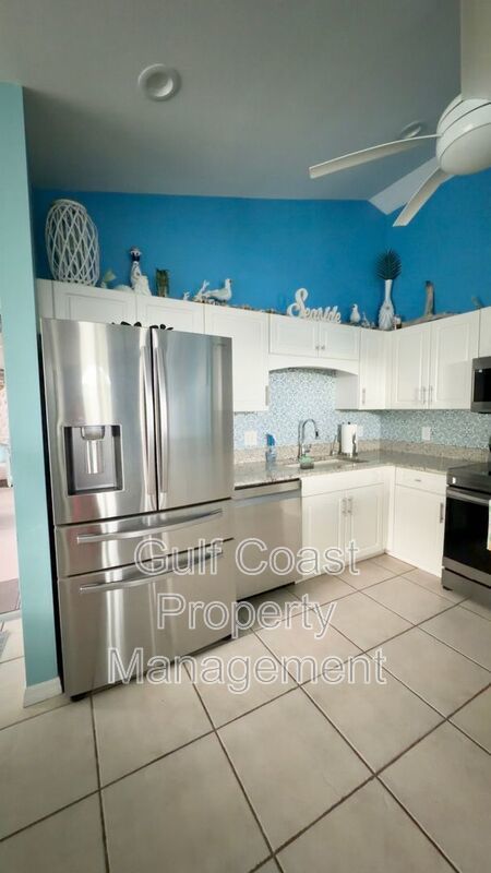 11652 PAWLEY AVE property image