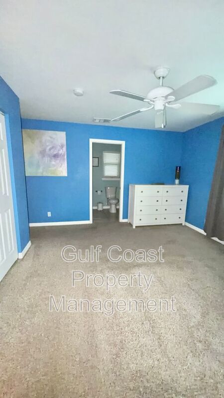 11652 PAWLEY AVE property image