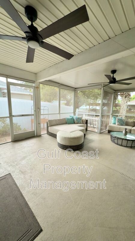 11652 PAWLEY AVE property image
