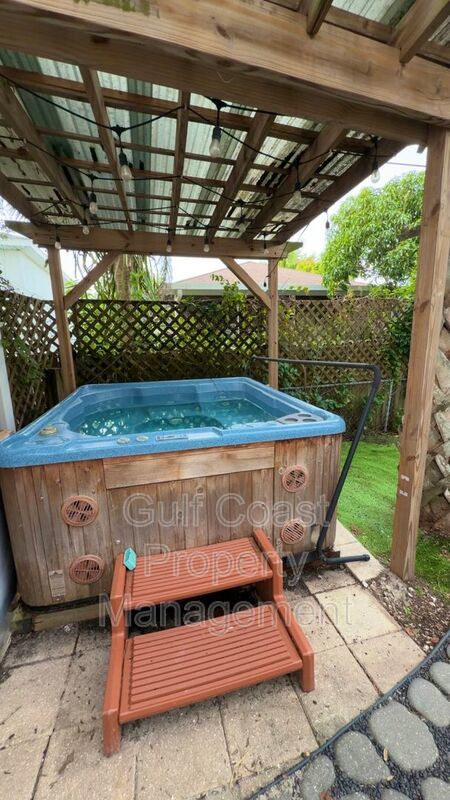 11652 PAWLEY AVE property image
