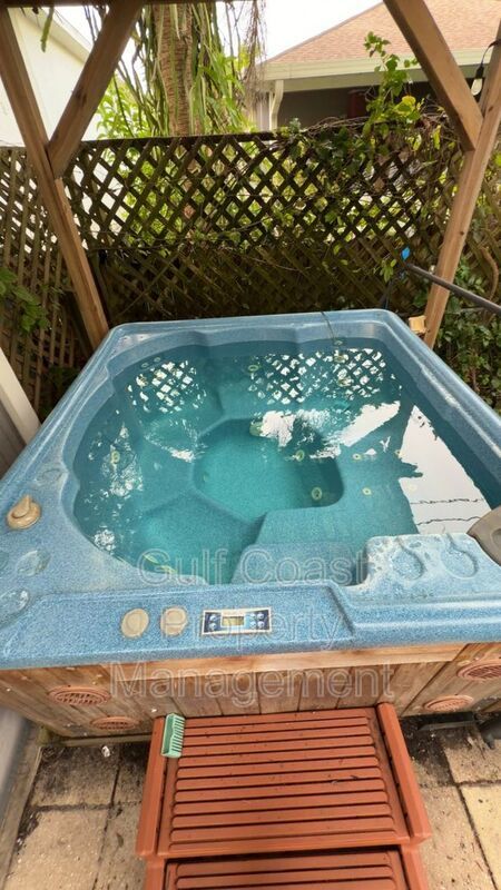 11652 PAWLEY AVE property image