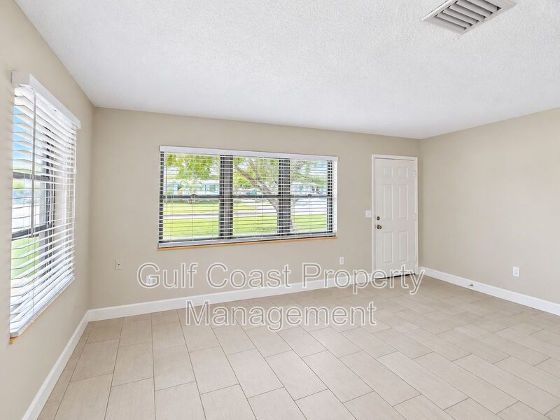 Beautifully Updated Annual Rental with 2 Bed, 2 Bath & Private Fenced Backyard Yard property image
