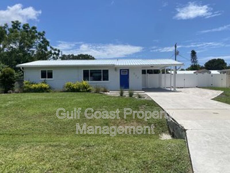 Single Family Home with Large Backyard property image