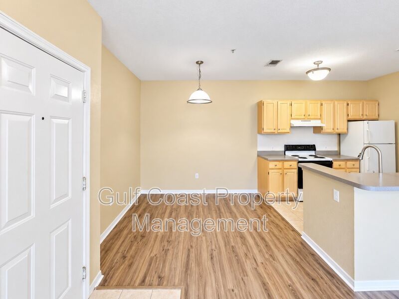 MOVE-IN SPECIAL! ½ OFF YOUR FIRST MONTH’S RENT! 1/1 Gated Allegro Palm – Resort-Style Amenities! property image