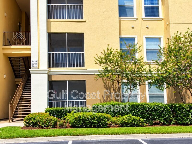 MOVE-IN SPECIAL! ½ OFF YOUR FIRST MONTH’S RENT! 1/1 Gated Allegro Palm – Resort-Style Amenities! property image
