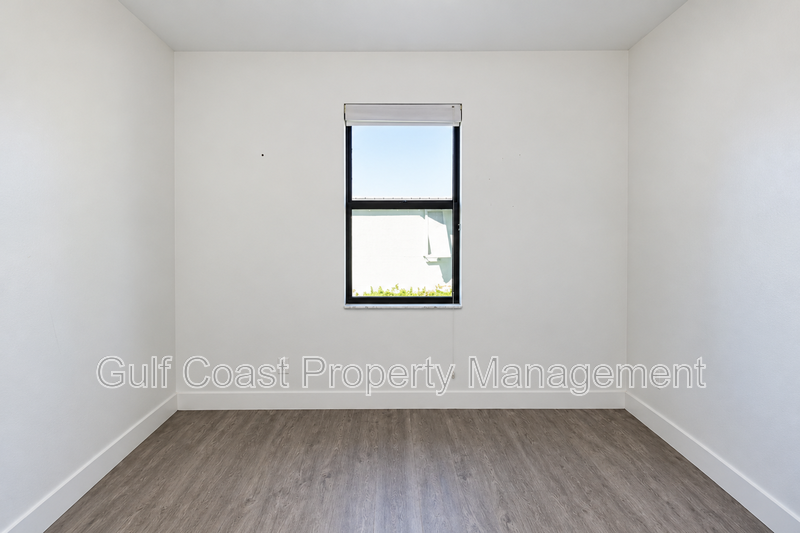 5 Sportsman Place property image