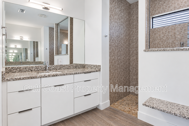 5 Sportsman Place property image
