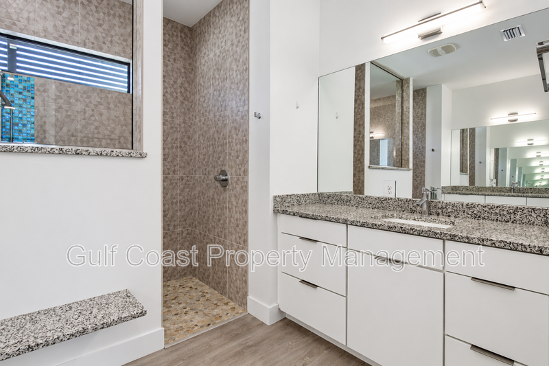 5 Sportsman Place property image