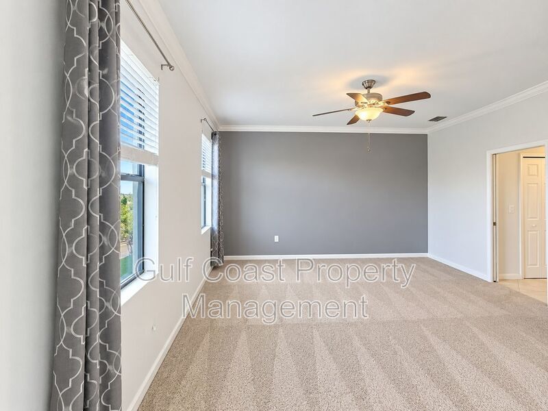 ANNUAL RENTAL – BEAUTIFUL 3 BEDROOM, 2.5 BATH END-UNIT TOWNHOME IN HERITAGE HARBOUR – 2-CAR GARAGE & PRIVATE CUL-DE-SAC LOCATION! property image