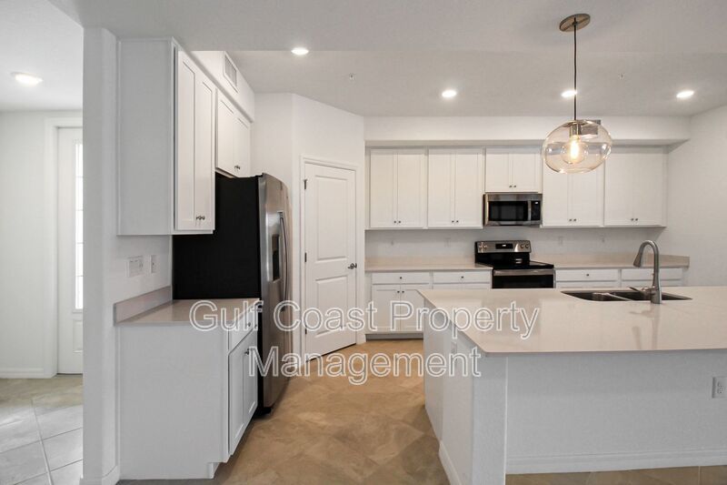 Modern Luxury Meets Unbeatable UTC Location! property image