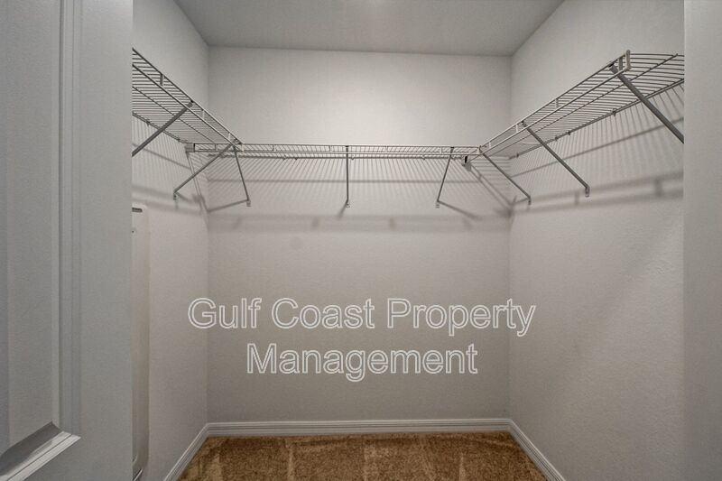 Modern Luxury Meets Unbeatable UTC Location! property image