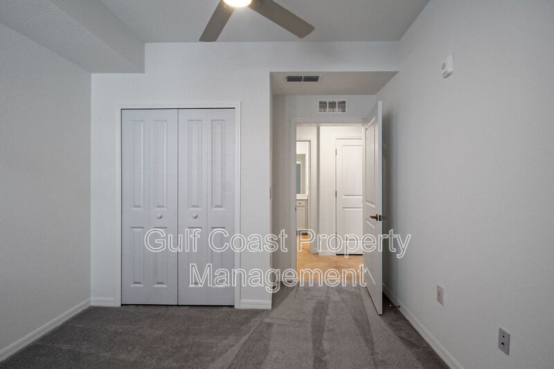 Modern Luxury Meets Unbeatable UTC Location! property image