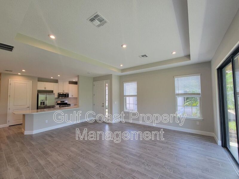 Annual 2 Bedroom, 2.5 bath With a Den Rental Located in the Gated Community of Esplanade Artisan Lakes property image