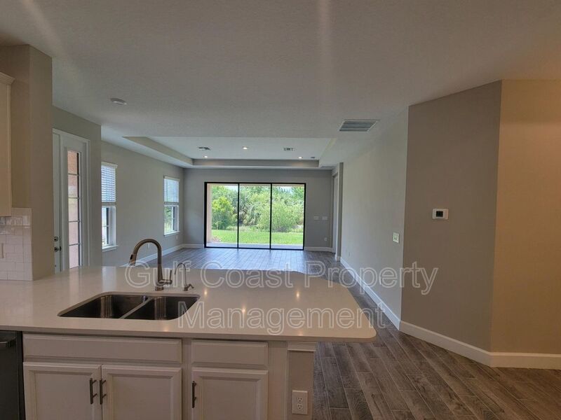 Annual 2 Bedroom, 2.5 bath With a Den Rental Located in the Gated Community of Esplanade Artisan Lakes property image