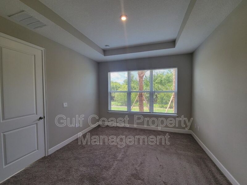 Annual 2 Bedroom, 2.5 bath With a Den Rental Located in the Gated Community of Esplanade Artisan Lakes property image