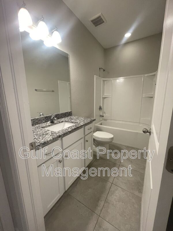 Single Family Home on Large Corner Lot property image