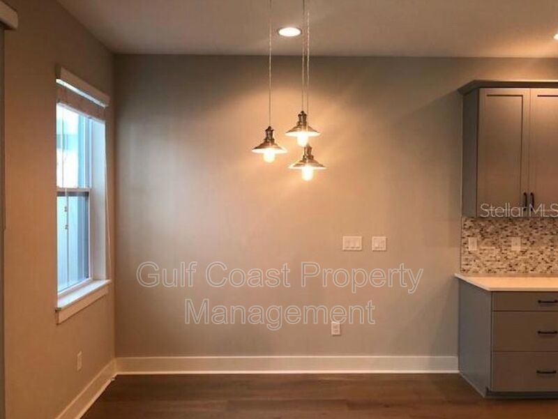 3/ 2.5 With a Loft Townhome Available For Rent property image