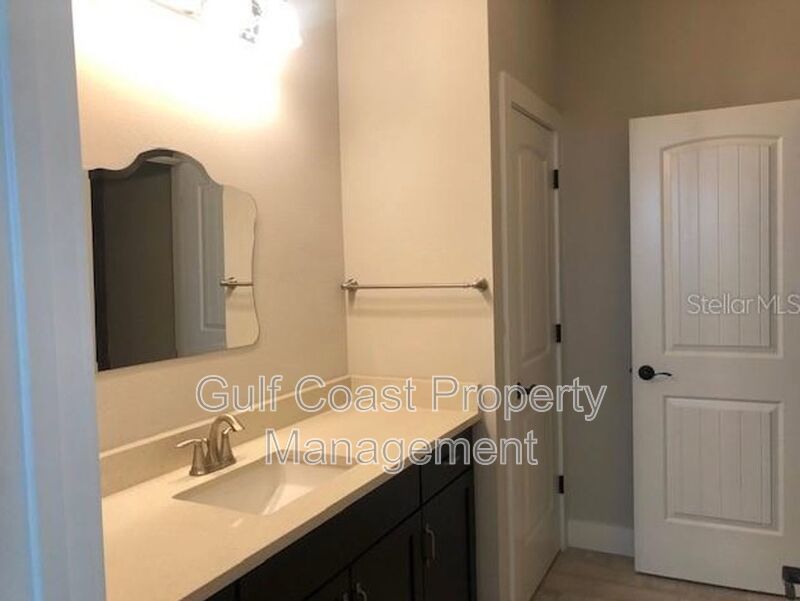 3/ 2.5 With a Loft Townhome Available For Rent property image