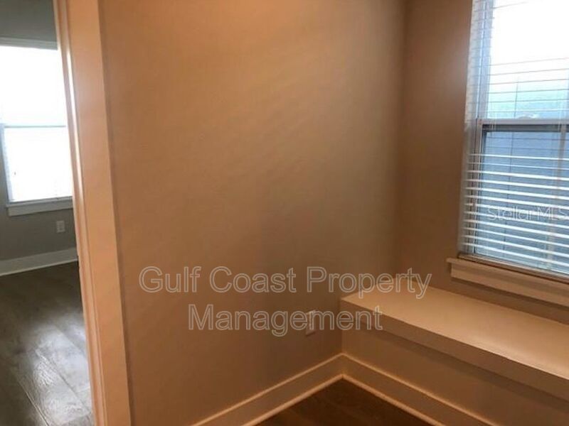 3/ 2.5 With a Loft Townhome Available For Rent property image