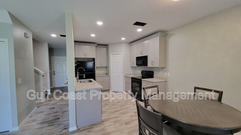 Annual Updated Townhome, with Two bedrooms, 2.5 Bath and a one Car Garage in Greenbrook property image