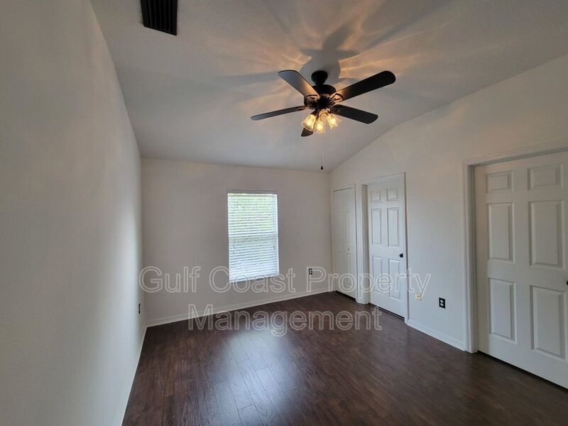Annual Updated Townhome, with Two bedrooms, 2.5 Bath and a one Car Garage in Greenbrook property image