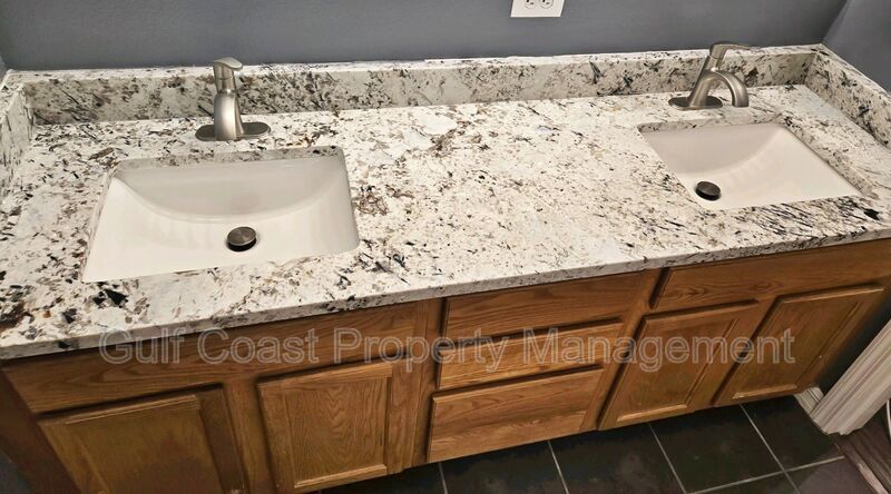 Annual Updated Townhome, with Two bedrooms, 2.5 Bath and a one Car Garage in Greenbrook property image