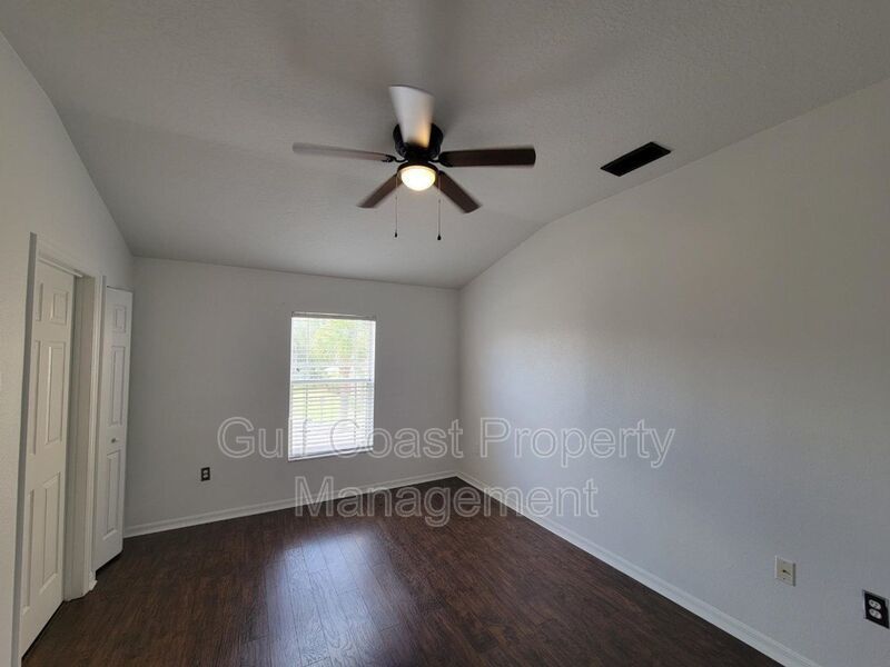 Annual Updated Townhome, with Two bedrooms, 2.5 Bath and a one Car Garage in Greenbrook property image