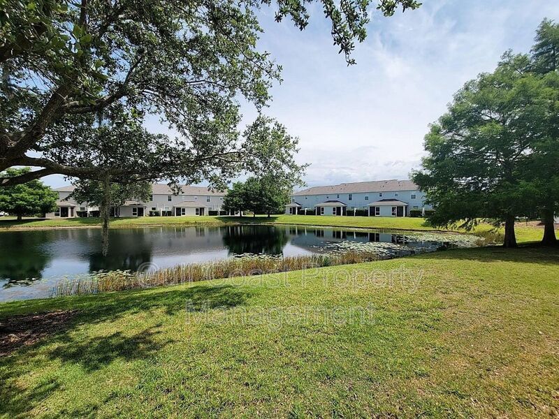 Annual Updated Townhome, with Two bedrooms, 2.5 Bath and a one Car Garage in Greenbrook property image