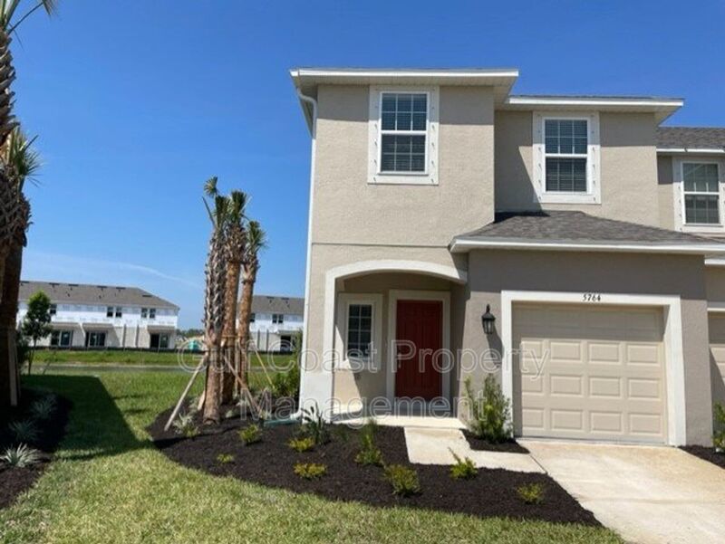 End Unit 3 Bedroom 2.5 Bath Town Home Available for Immediate Occupancy property image