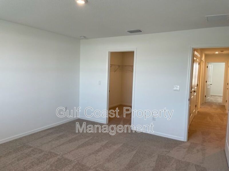 End Unit 3 Bedroom 2.5 Bath Town Home Available for Immediate Occupancy property image