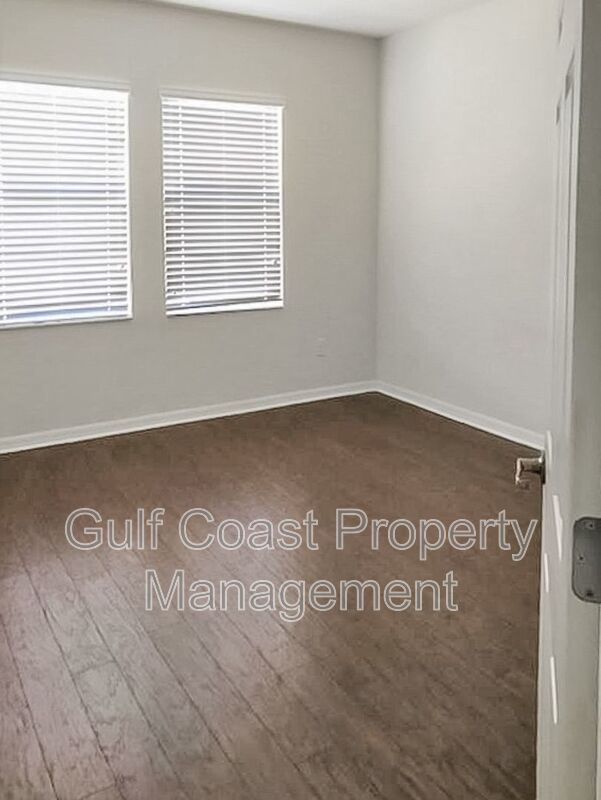 Annual Unfurnished 3-bedroom, 2.5 bath, with a 2-Car Garage Townhome Located in the Gated Community of Copperstone property image