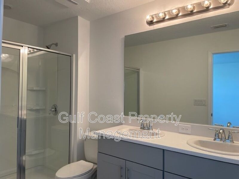 3 Bedroom Town Home Excellent Location! property image