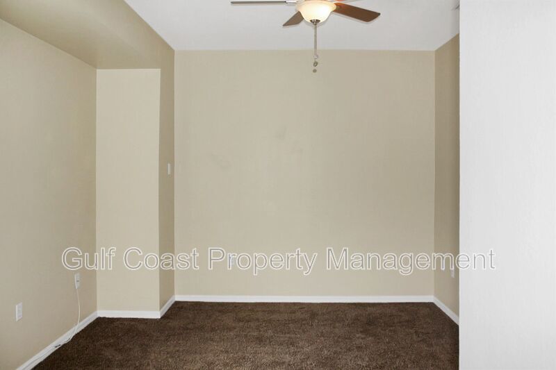 Annual Three Bedroom Rental with 3 bedrooms, 2.5 Baths and a One Car Garage, Located in Carolina Landings property image
