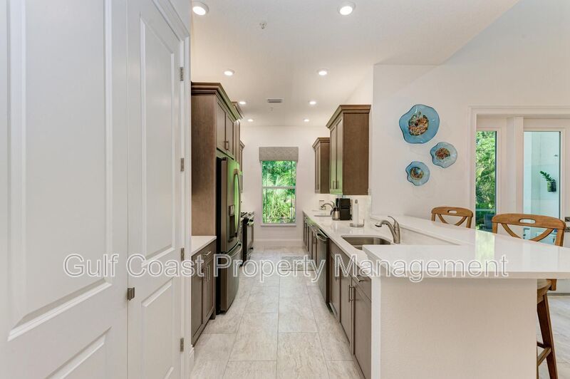 Annual Unfurnished Three-Bedroom, 2.5-Bath Townhome Located in the Hidden Creek Community of Lakewood Ranch property image