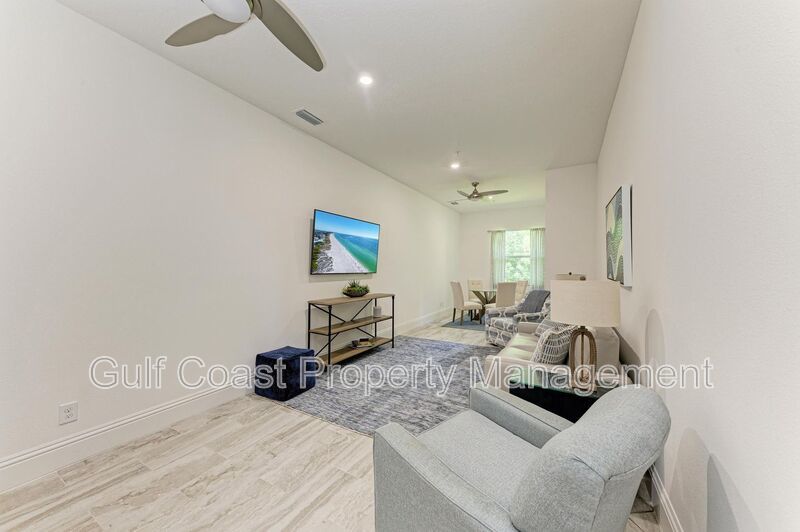 Annual Unfurnished Three-Bedroom, 2.5-Bath Townhome Located in the Hidden Creek Community of Lakewood Ranch property image