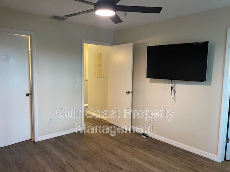 2/2 First Floor Condo in Palmer Ranch property image