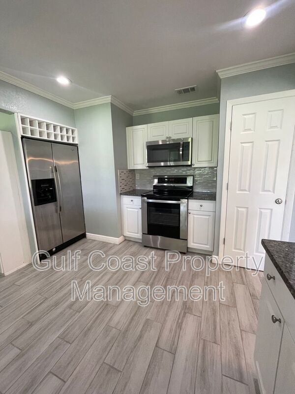 3365 Avanti Circle property image