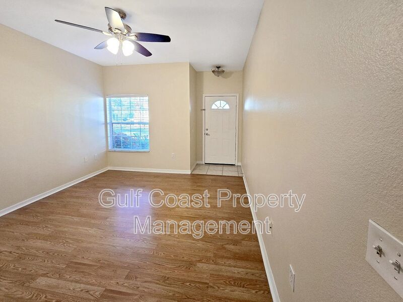 Annual Three Bedroom Rental with 3 bedrooms, 2.5 Baths and a One Car Garage, Located in Carolina Landings property image